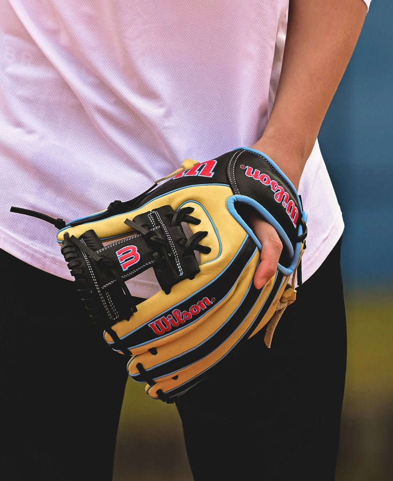 2024-2025 Wilson A1000® 1786 11.5” Infield Baseball Glove