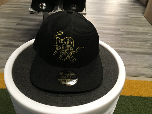New Era Team Player Heart of the Hide Hat
