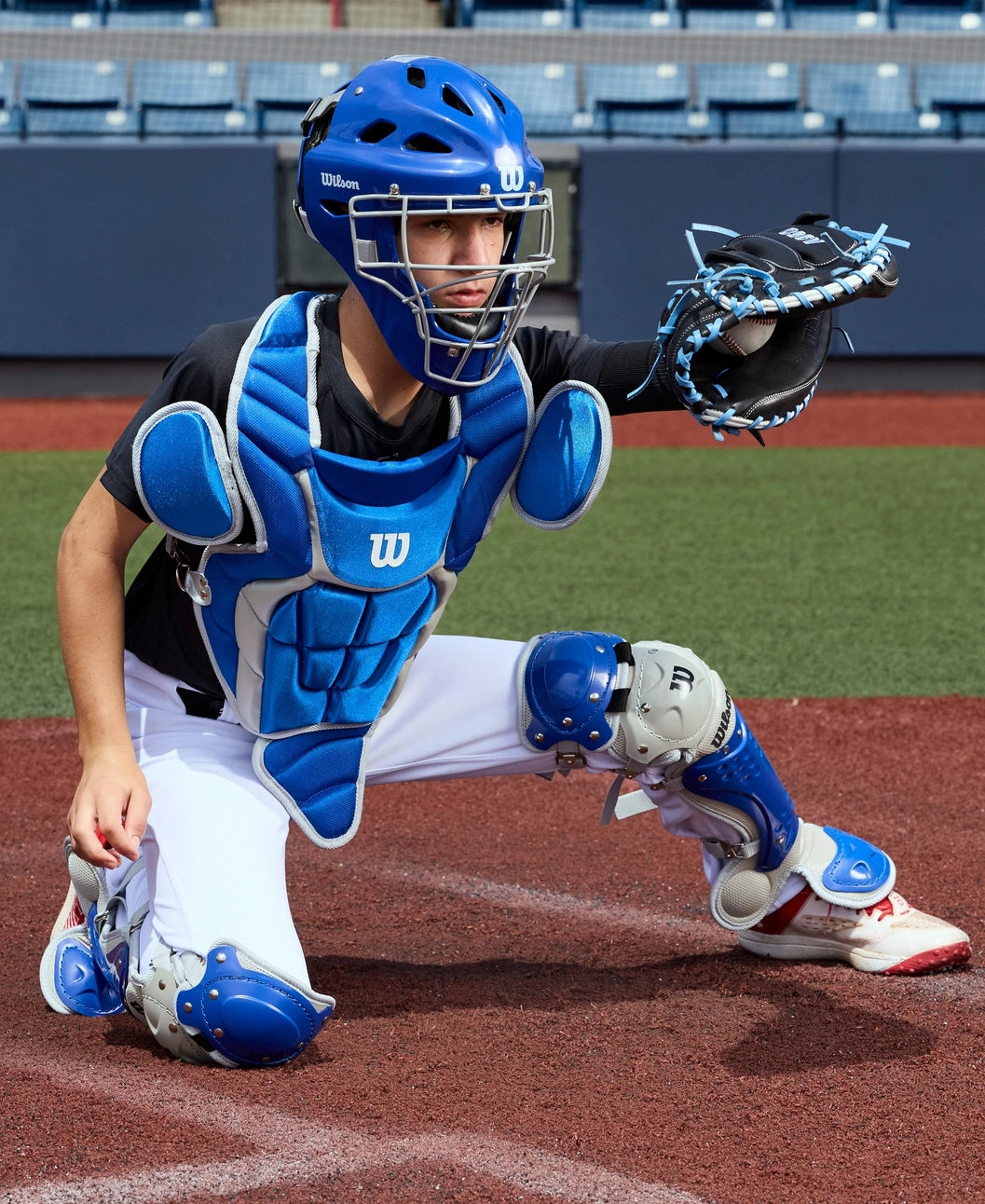 Wilson C200 Youth Catcher's Gear Kit