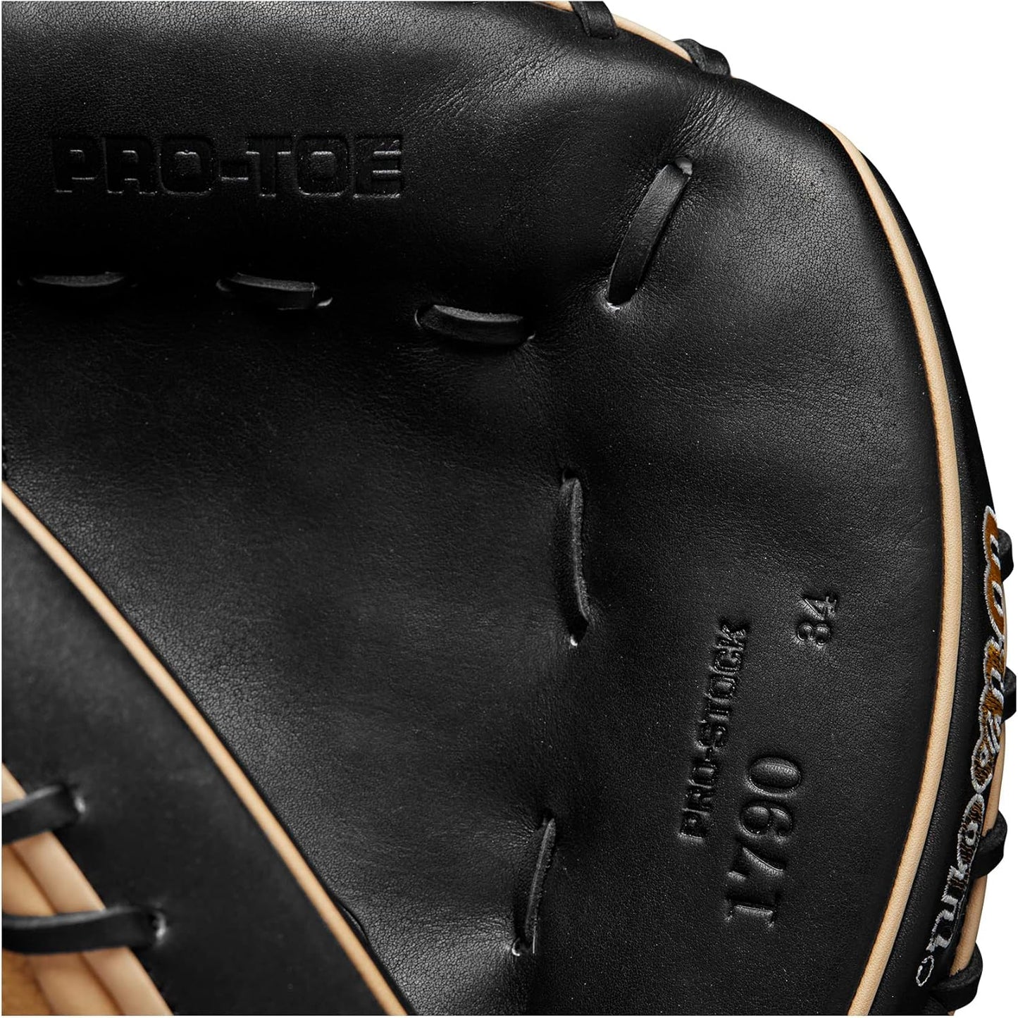 Wilson A2000 Baseball Catcher’s Mitts | Best Buy